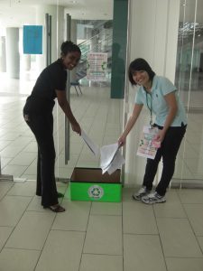 green-green-campus-campaign-2010-3